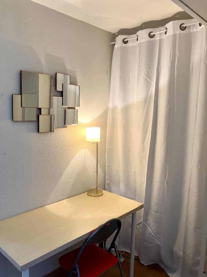 Appartement 2 Pieces En Etage Eleve, Centre-Ville Au Calme, Petite Vue Mer Nice Exterior photo